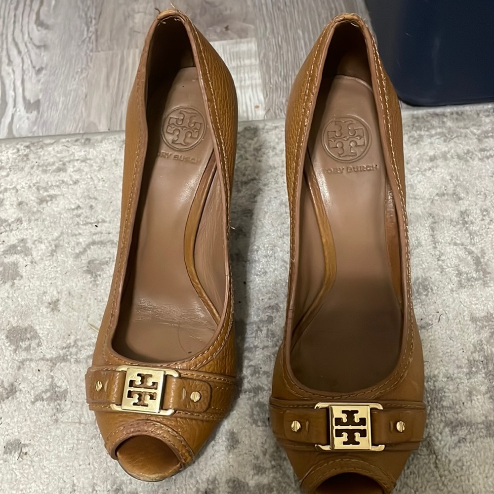 Tory burch wedges